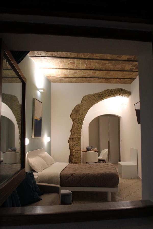 Barbarossa Sea Room Termoli Exteriör bild